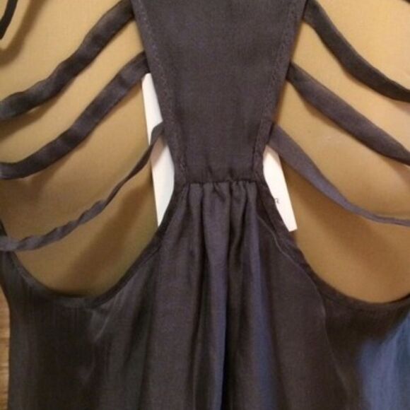 Walter Baker Women's Gray Silk Chiffon/Top Tank Top/Cami-NWT-Size 6 - Picture 6 of 7